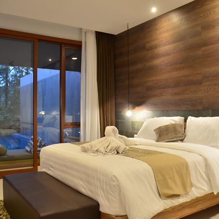 Anindya Hill View Villa 7 Bedrooms With A Private Swimming Pool Бандунг Экстерьер фото