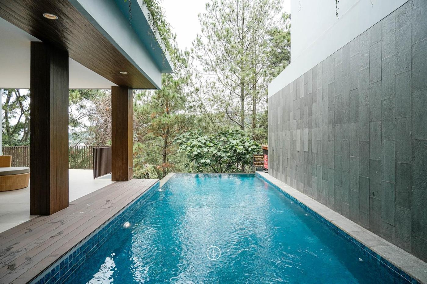 Anindya Hill View Villa 7 Bedrooms With A Private Swimming Pool Бандунг Экстерьер фото
