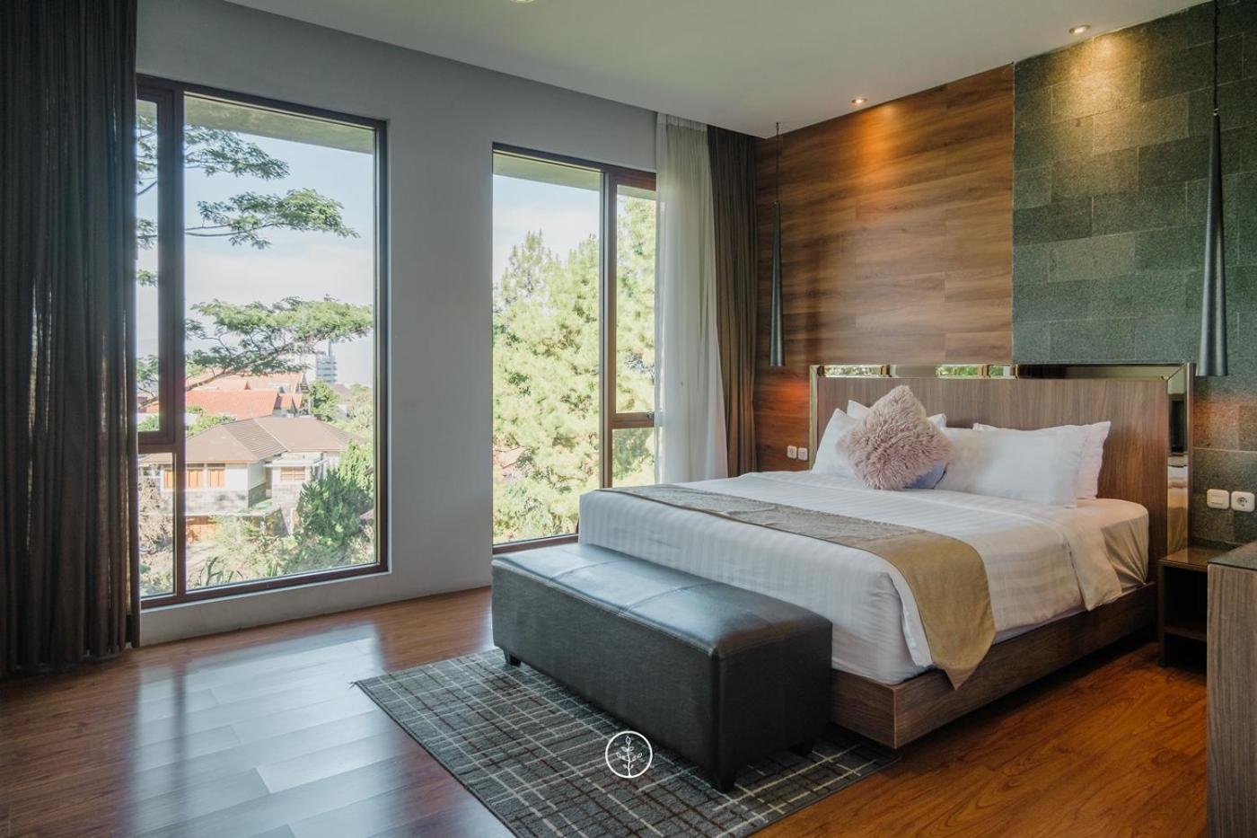 Anindya Hill View Villa 7 Bedrooms With A Private Swimming Pool Бандунг Экстерьер фото