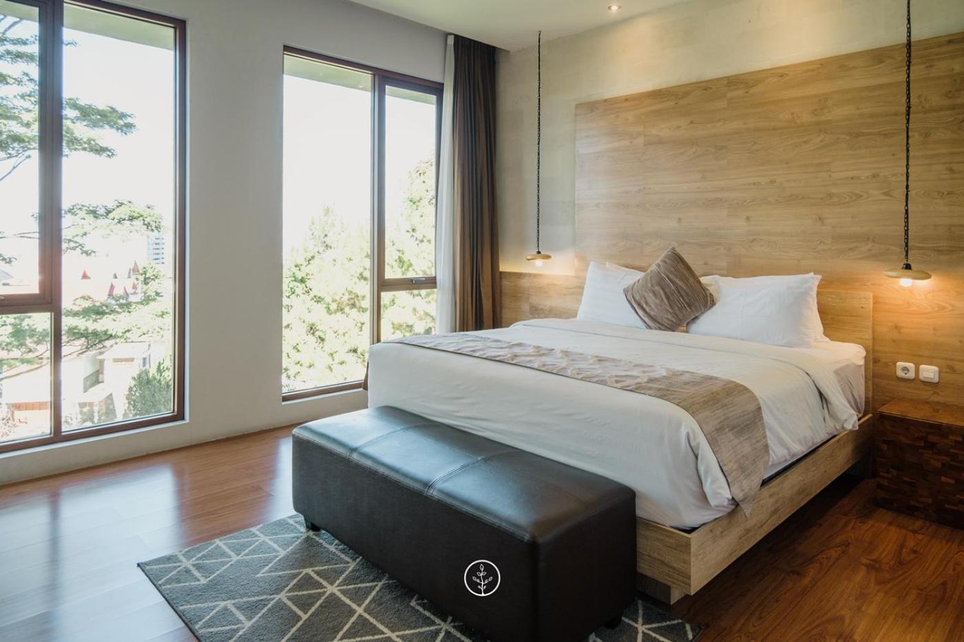 Anindya Hill View Villa 7 Bedrooms With A Private Swimming Pool Бандунг Экстерьер фото