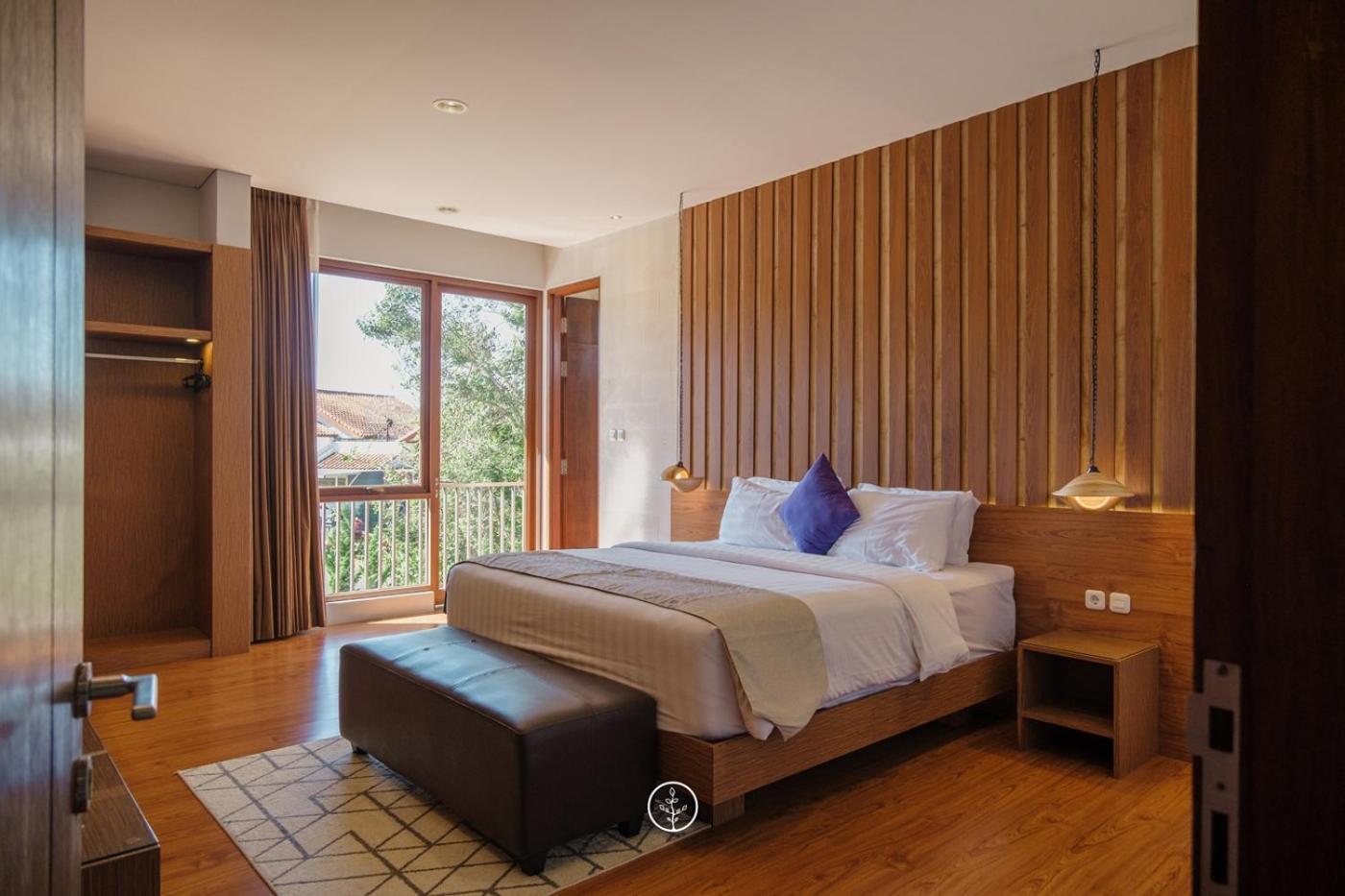 Anindya Hill View Villa 7 Bedrooms With A Private Swimming Pool Бандунг Экстерьер фото