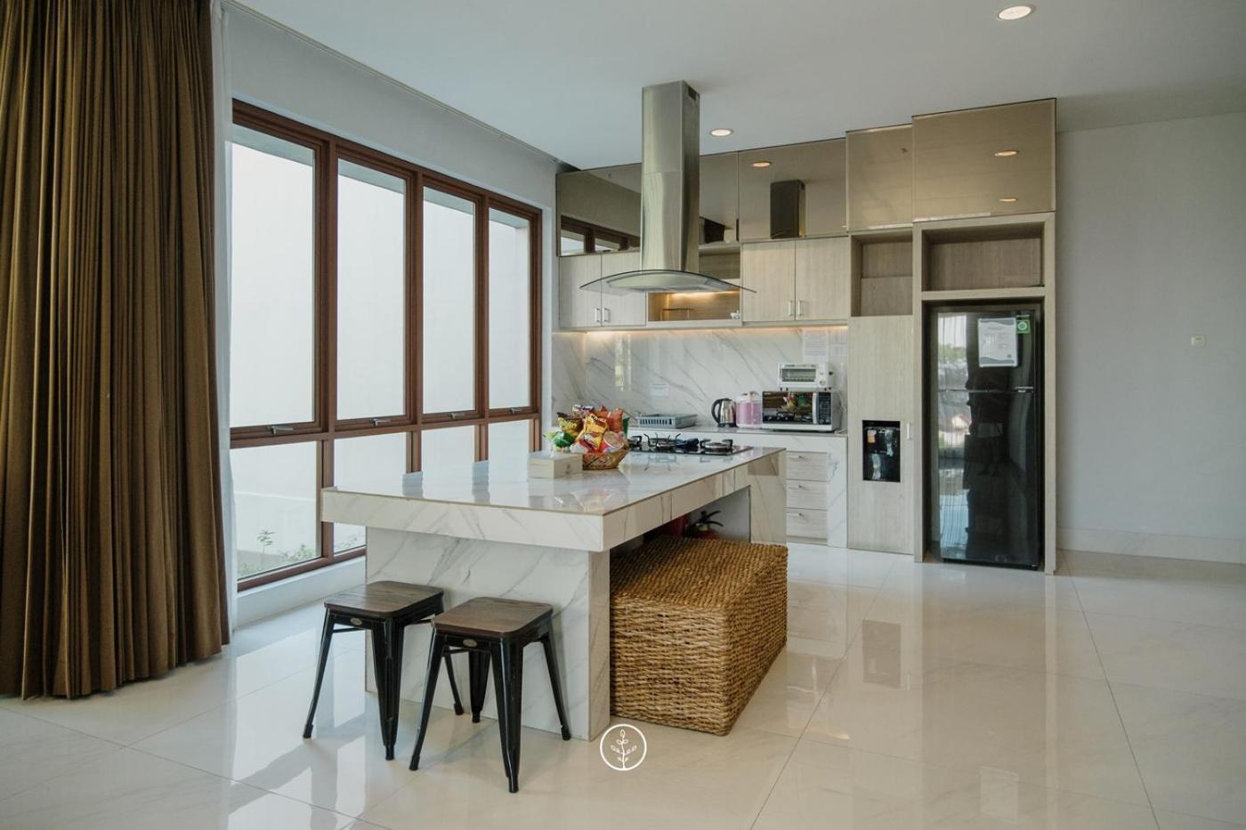 Anindya Hill View Villa 7 Bedrooms With A Private Swimming Pool Бандунг Экстерьер фото