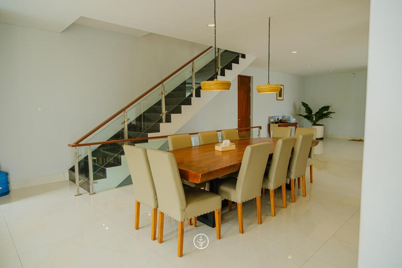 Anindya Hill View Villa 7 Bedrooms With A Private Swimming Pool Бандунг Экстерьер фото